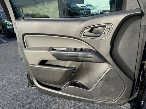 Used 2020 Chevrolet Colorado W/T w/ Custom Special Edition image 24