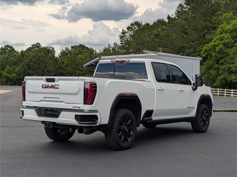 Used 2024 GMC Sierra 2500 AT4 w/ Technology Package AWD/4WD image 6
