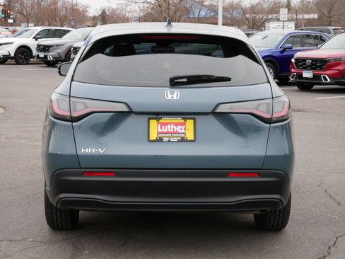 Used 2023 Honda HR-V LX image 6
