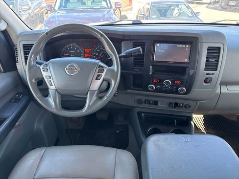 Used 2013 Nissan NV 3500 SL w/ Technology Pkg image 32