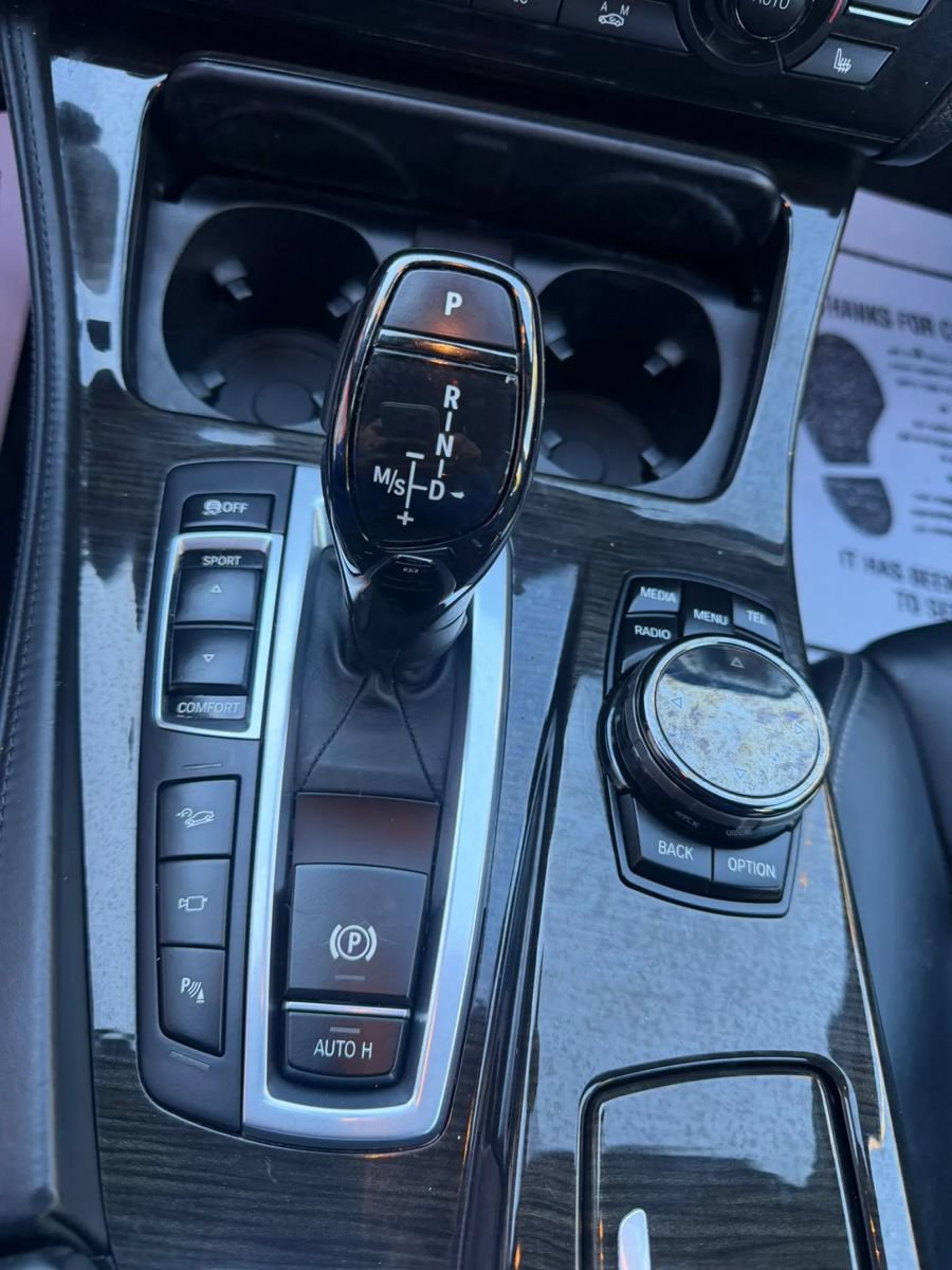 Used 2016 BMW 550i xDrive Sedan AWD/4WD image 22