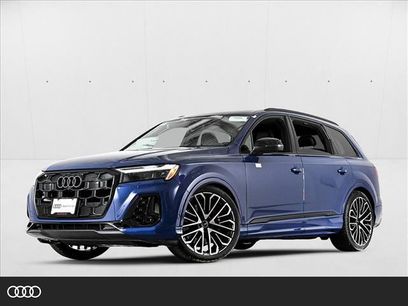 New 2025 Audi SQ7 Premium Plus