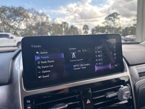 Used 2022 Lexus GX 460 Premium image 7