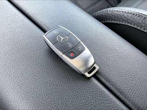 Certified 2024 Mercedes-Benz GLS 450 4MATIC image 40