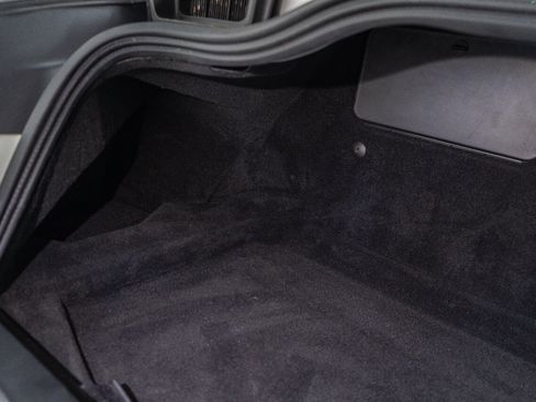 Used 2018 Aston Martin DB11 V12 image 39