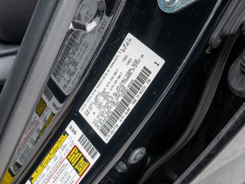 Certified 2024 Toyota Tacoma SR5 image 19