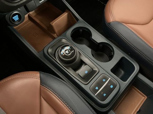 Certified 2023 Ford Maverick Lariat w/ Lariat Luxury Package image 27