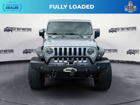 Used 2019 Jeep Wrangler Unlimited Sahara AWD/4WD image 2