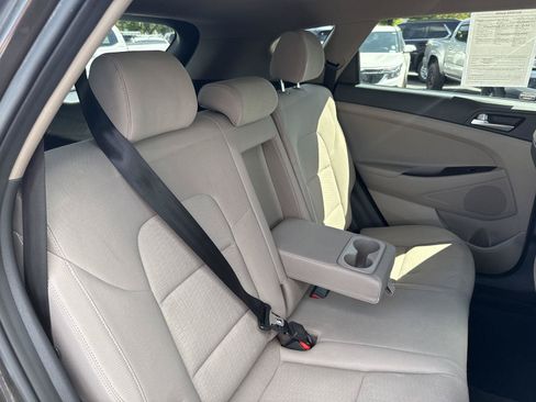 Used 2019 Hyundai Tucson SEL w/ Cargo Package AWD/4WD image 18