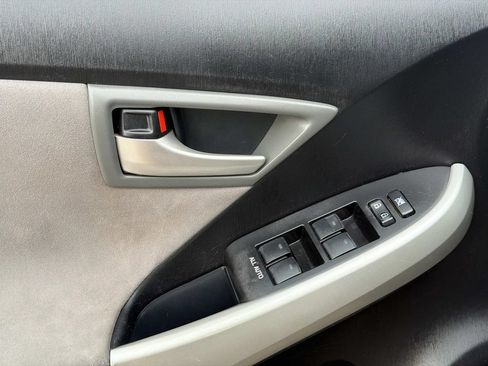 Used 2015 Toyota Prius Two FWD image 22