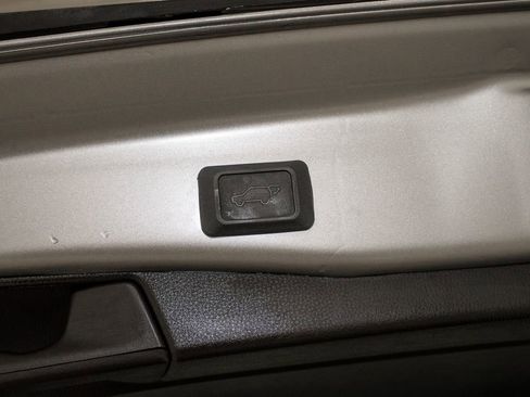 Certified 2024 Toyota RAV4 XLE Premium image 8