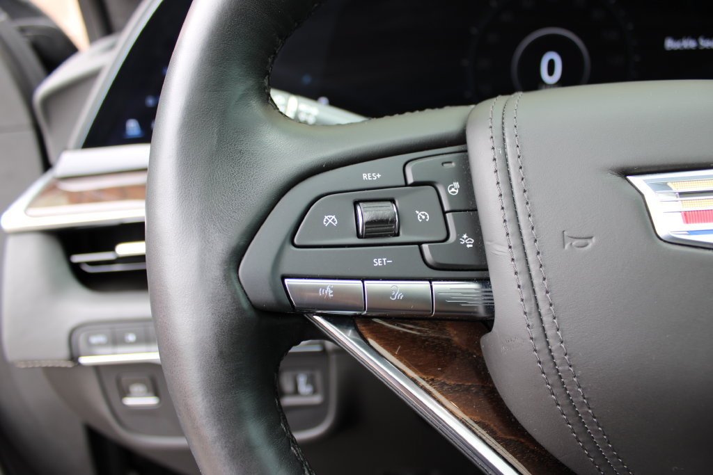 Certified 2022 Cadillac Escalade Sport Platinum AWD/4WD image 18