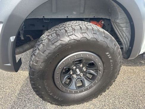 Used 2023 Ford F150 Raptor w/ Raptor Carbon Fiber Package image 8