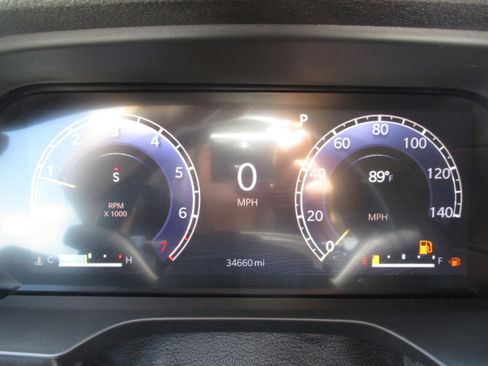 Used 2022 Jeep Grand Cherokee L Limited image 19