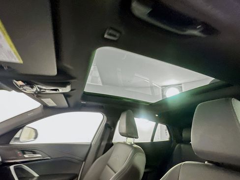 Used 2025 BMW X2 xDrive28i image 25