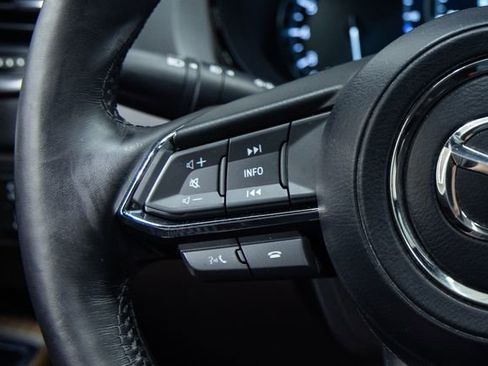 Used 2021 MAZDA CX-9 Signature image 15