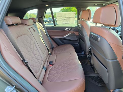 New 2026 BMW X5 xDrive50e w/ M Sport Package AWD/4WD image 13