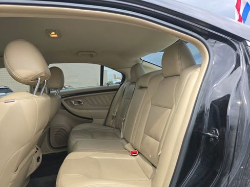Used 2017 Ford Taurus Limited AWD/4WD image 13