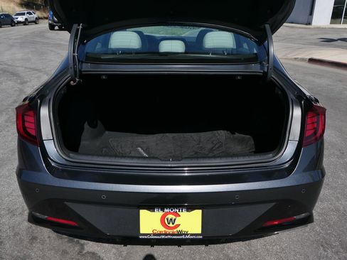 Used 2023 Hyundai Sonata Limited image 23