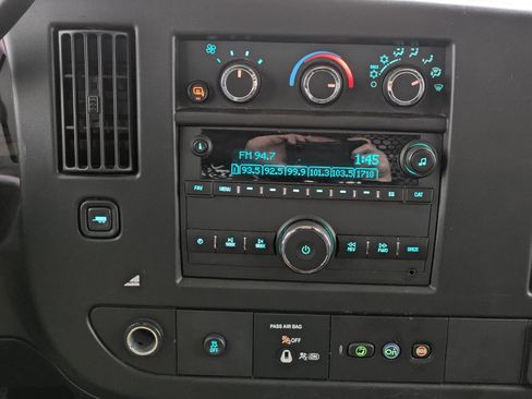 Used 2024 Chevrolet Express 2500 w/ Driver Convenience Package image 6