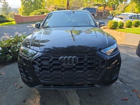 Used 2023 Audi Q5 2.0T Premium Plus w/ Premium Plus Package AWD/4WD image 2