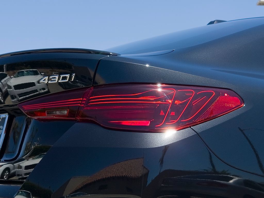 New 2026 BMW 430i w/ M Sport Package RWD image 4