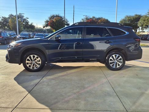 Certified 2025 Subaru Outback Premium image 21