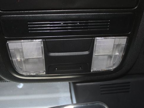 Used 2022 Honda Accord Sport image 36