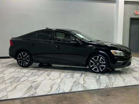 Used 2018 Volvo S60 T5 Dynamic w/ Vision Package image 5