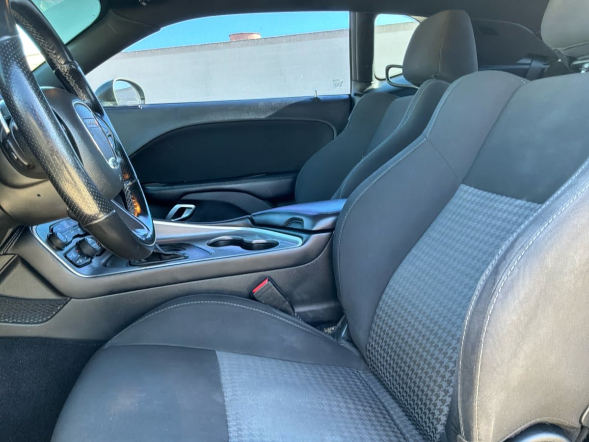 Used 2020 Dodge Challenger GT w/ Blacktop Package RWD image 18