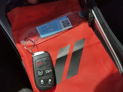 Used 2022 Dodge Challenger R/T image 27