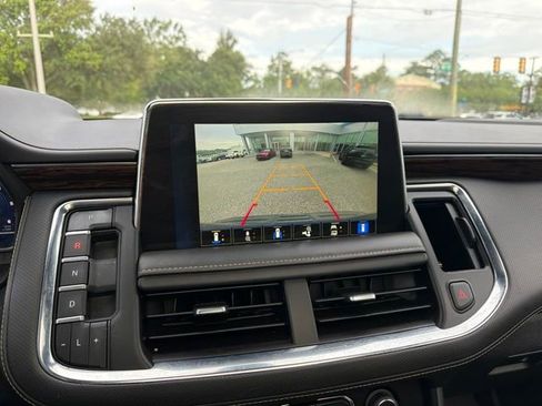 Used 2022 Chevrolet Tahoe Premier RWD image 14