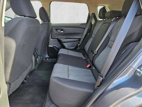 Used 2025 Nissan Rogue SV AWD/4WD image 23