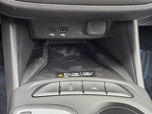 New 2026 Buick Envista Sport Touring w/ Convenience I Package FWD image 31