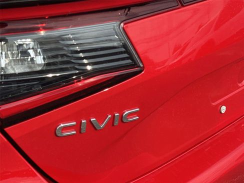 Used 2024 Honda Civic Sport image 11