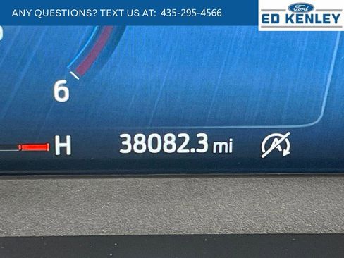 Used 2024 Ford Escape Platinum AWD/4WD image 23