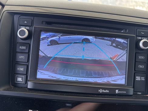 Used 2015 Toyota Sequoia Platinum AWD/4WD image 22