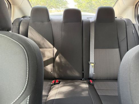 Used 2025 Nissan Sentra SV FWD image 38