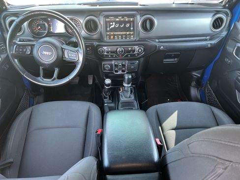 Used 2021 Jeep Gladiator Sport AWD/4WD image 18
