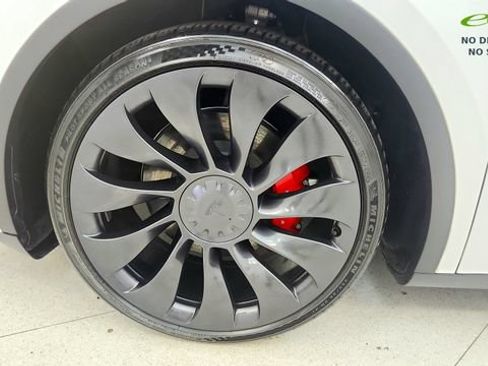 Used 2023 Tesla Model Y Performance AWD/4WD image 77