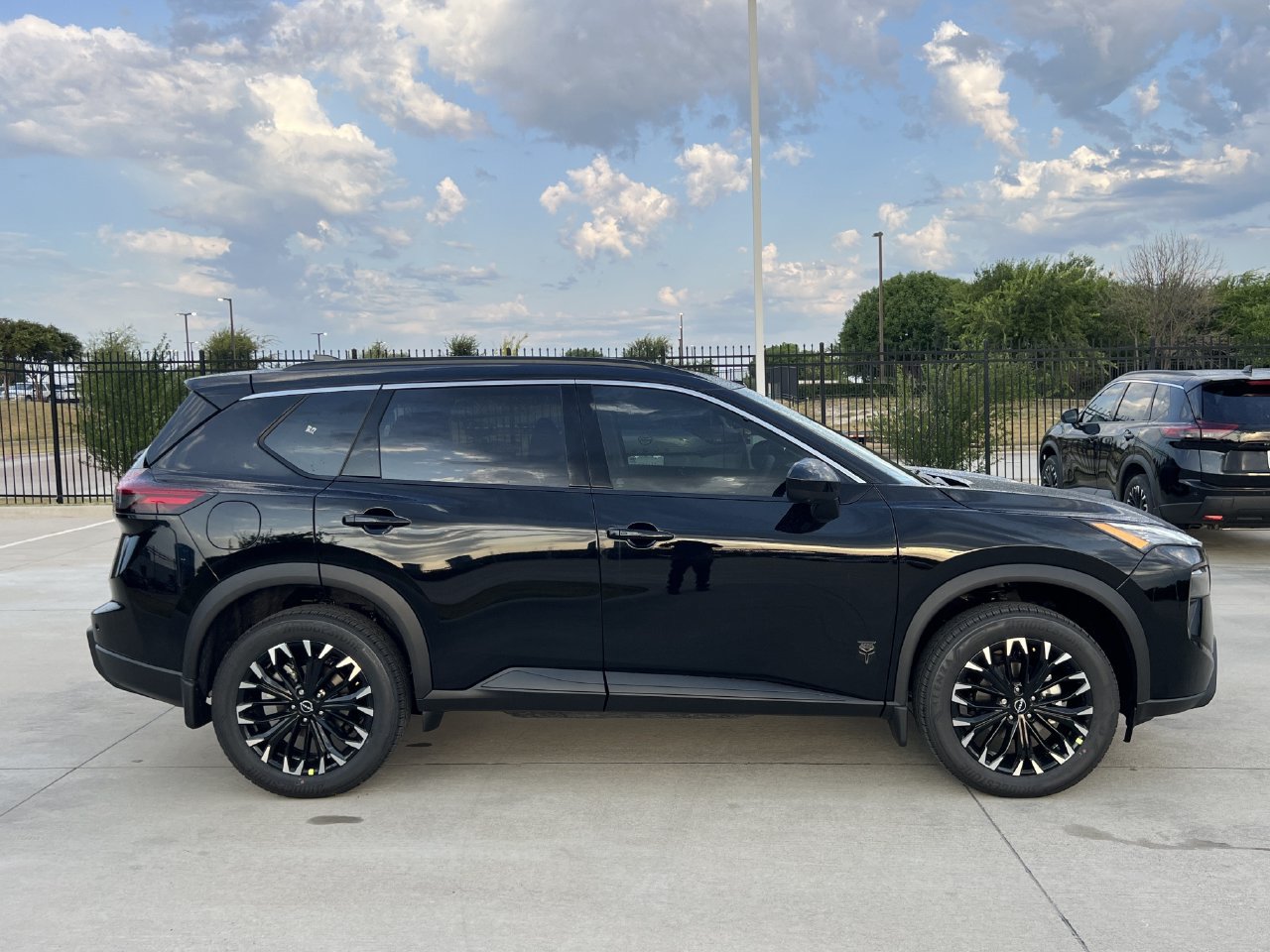 New 2026 Nissan Rogue Dark Armor FWD image 3