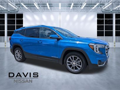 Used 2024 GMC Terrain SLT