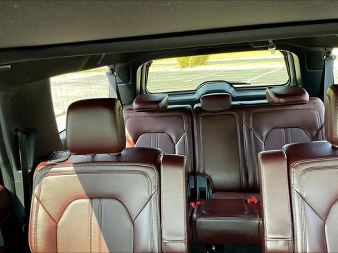 Used 2024 Ford Expedition Max Limited image 33