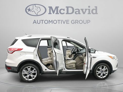 Used 2016 Ford Escape Titanium FWD image 40