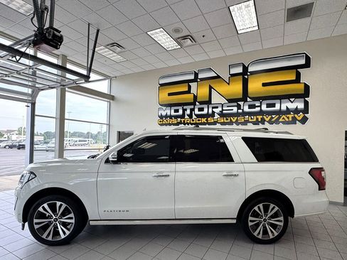 Used 2021 Ford Expedition Max Platinum image 2