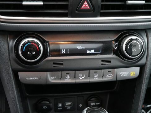 Used 2019 Hyundai Kona Ultimate image 23