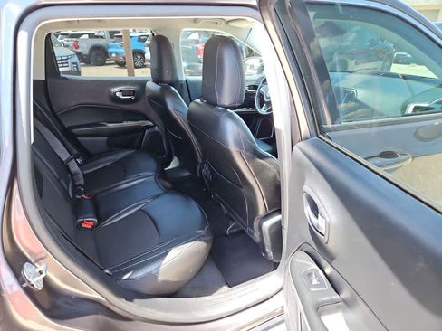 Used 2020 Jeep Compass Latitude w/ Popular Equipment Group FWD image 20