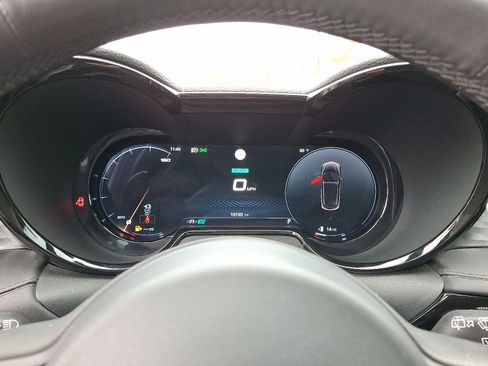 Used 2024 Alfa Romeo Tonale Veloce image 23