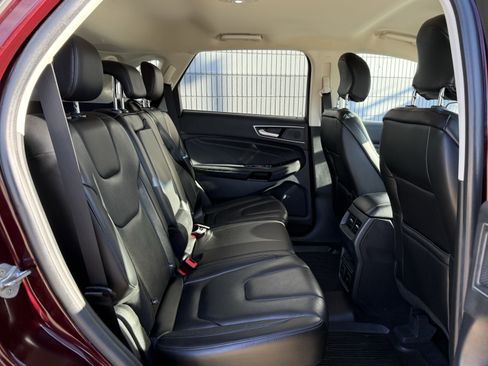 Used 2019 Ford Edge Titanium w/ Cold Weather Package image 7