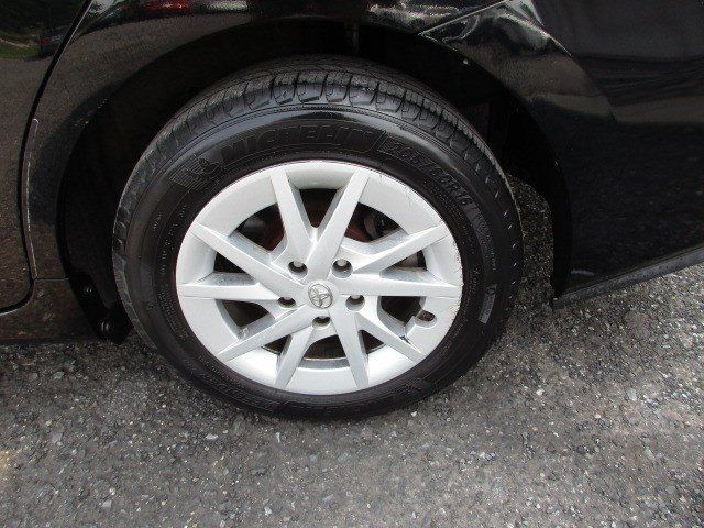 Used 2015 Toyota Prius V Four FWD image 13